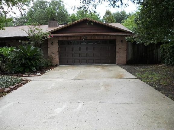 2nd image of 351 Diane Ct