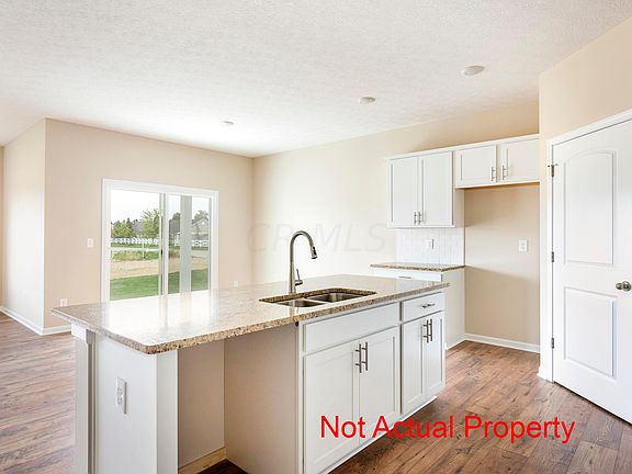 2nd image of 401 Park Vista Dr