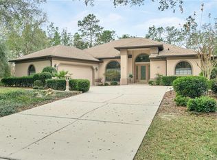 122 Oak Village Blvd S, Homosassa, FL 34446