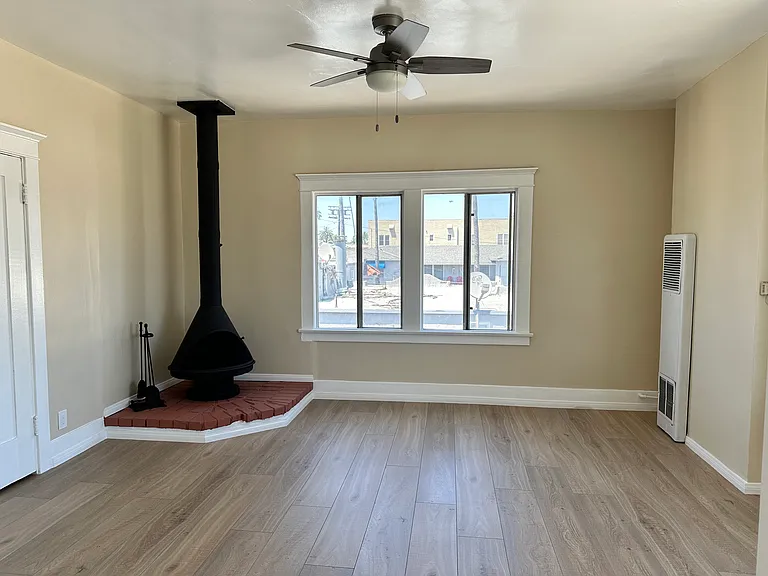 3921 E Livingston Dr #11 — Photo 6