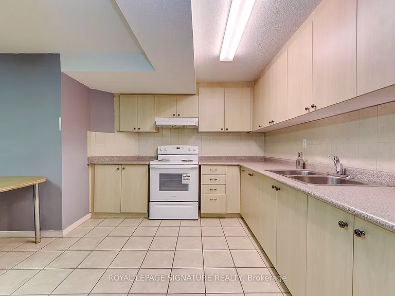 7197 Terragar Blvd #BASEMENT — Photo 11