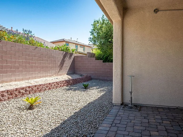 4032 Little Bay Ave — Photo 24