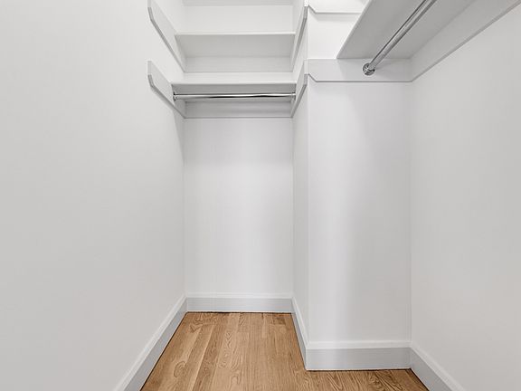5th image of 225 Schermerhorn St APT 21B