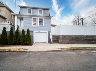 172 Van Cortlandt Ave, Staten Island, NY 10301