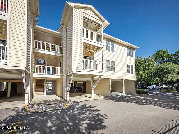 3rd image of 2421 Beach View Dr #B16