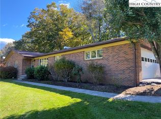 1408 Ravens Ridge Cir, Boone, NC 28607