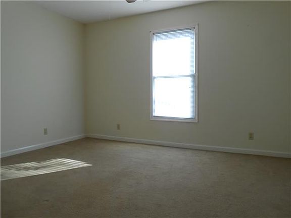5th image of 1130F Horse Mountain Rd
