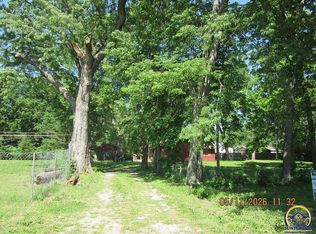 315 SE Alkire St, Topeka, KS 66607