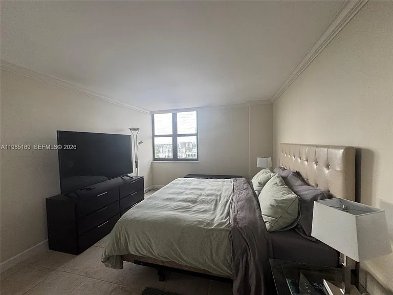 2555 Collins Ave #2002 — Photo 81