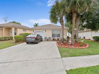 139 Prestige Dr, Royal Palm Beach, FL, 33411