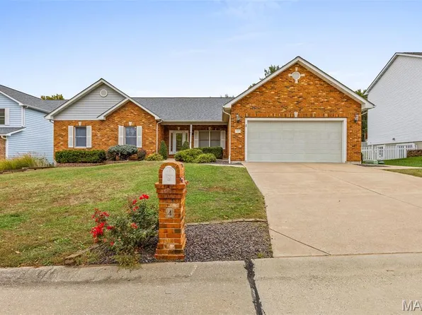4 Lewis And Clark Ct, Saint Charles, MO 63301