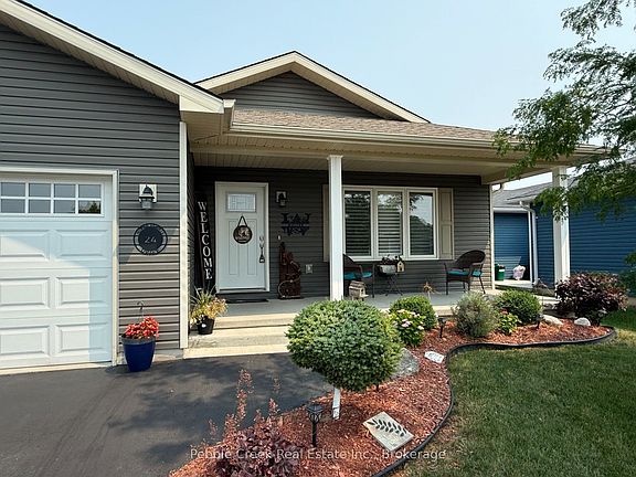 2nd image of 24 Huron Heights Dr