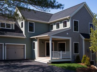 38 Rosebay Ln, Plymouth, MA 02360