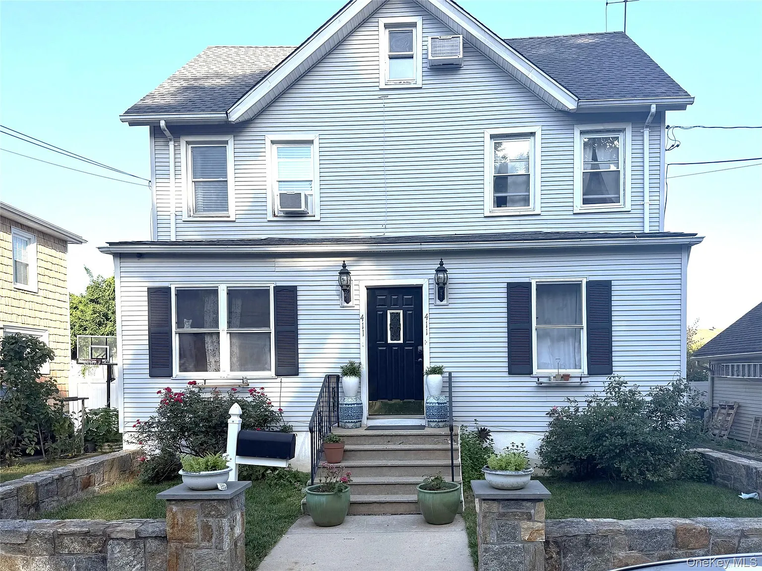 2 bed, 1.5 bath, 1400 sqft, $3,900 — Photo 1