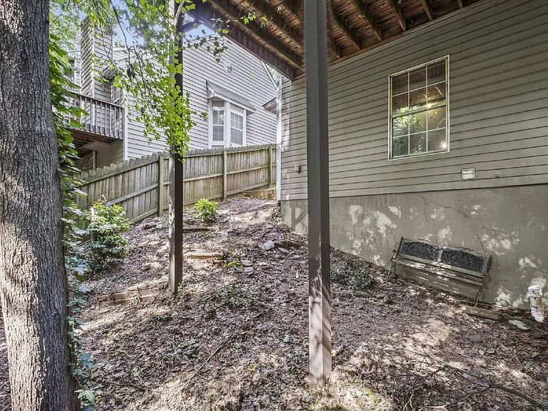 5180 Laurel Bridge Ct SE — Photo 38