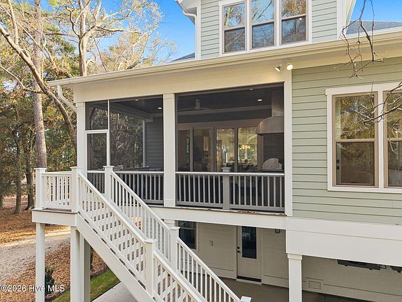 5th image of 2860 Harborside Way