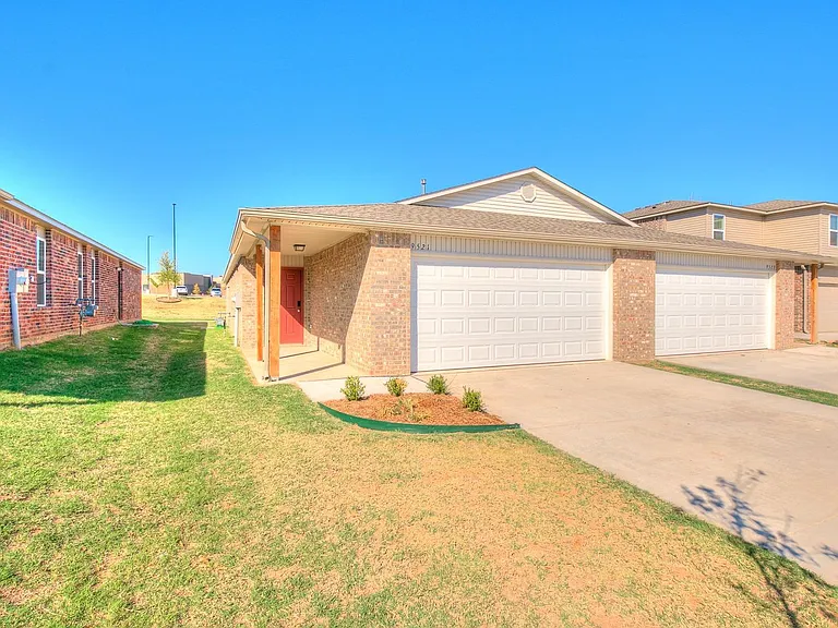 9627 Glover River Dr — Photo 4