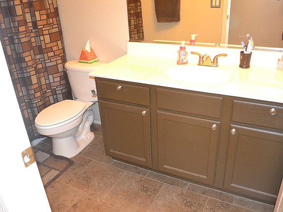 4th image of 15508 N 159th Ln