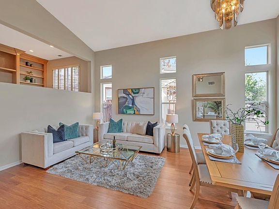 3rd image of 1113 Pheasant Hill Way