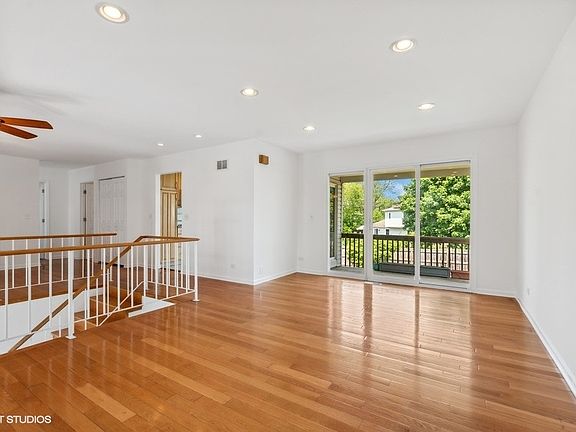 5th image of 306 Albert Dr