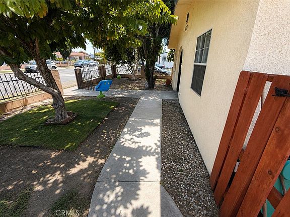 4th image of 5952 Priory St
