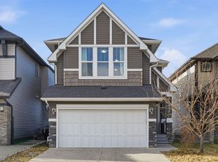1096 E Hillcrest Ln SW, Airdrie, AB T4B3W2