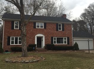 1355 S Fairway Ave, Springfield, MO 65804