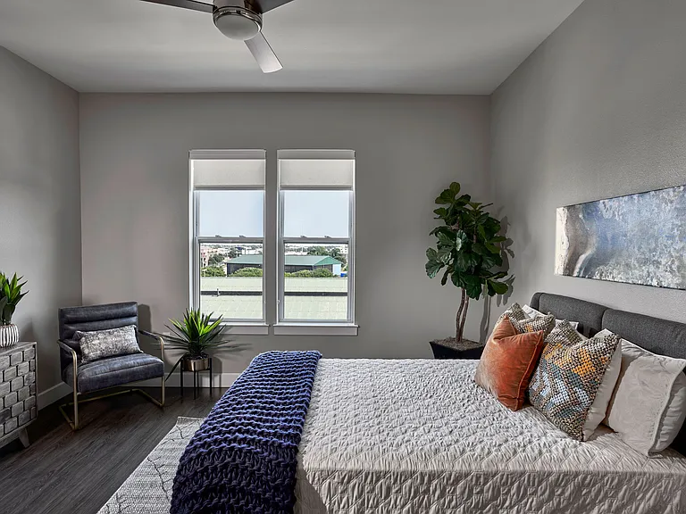 Taylor Lofts — Photo 8