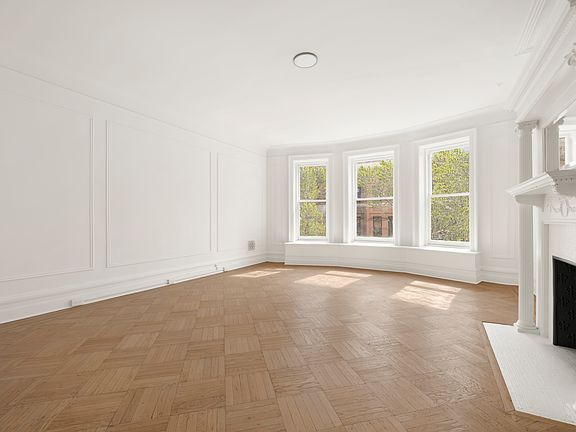 5th image of 127 W 88th St