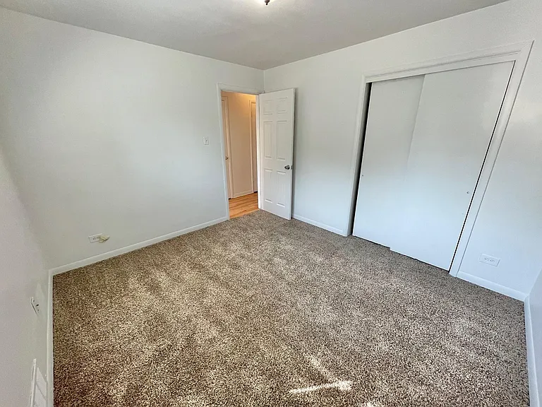 2146 S Zenobia St — Photo 9