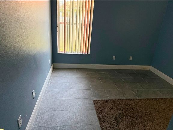 3rd image of 5110 Hook Hollow Cir
