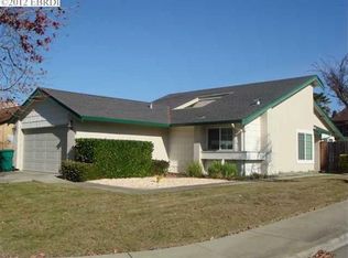 949 Coral Ridge Cir, Rodeo, CA 94572