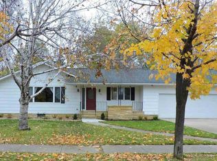 726 Sherman St, Good Thunder, MN 56037