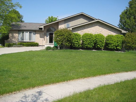 2nd image of 15126 Silo Ct