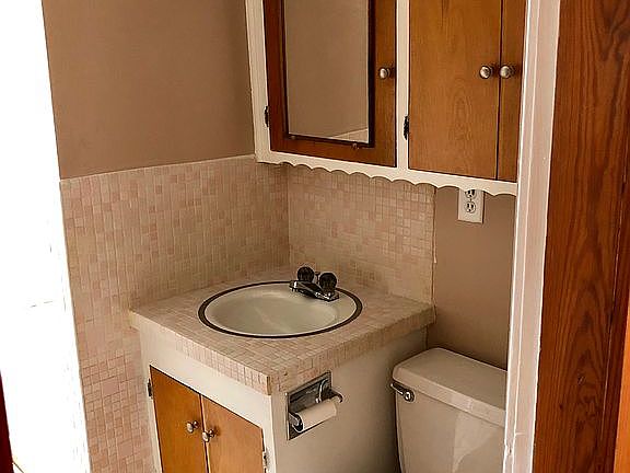 5th image of 175 W Lakeview Ave