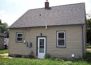 2nd image of 5918 Fenton St