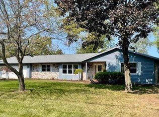7328 High Cliff Park Rd, Sturgeon Bay, WI 54235