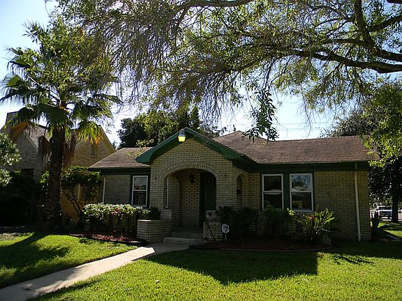 3rd image of 4727 Avenue O