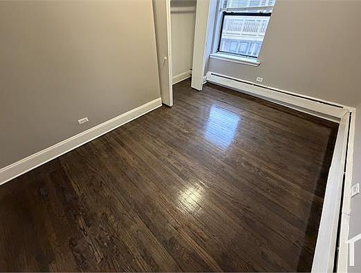 3rd image of 7505 S Normal Ave