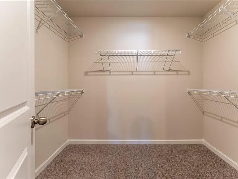4129 Oakwood Terrace Ct — Photo 26