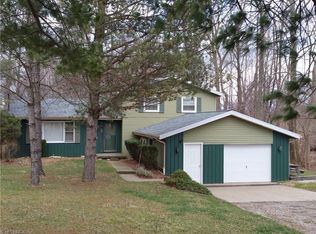 8707 Bank St, Vermilion, OH 44089
