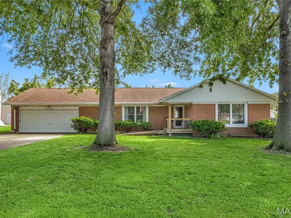 1235 Washington St, Hermann, MO 65041