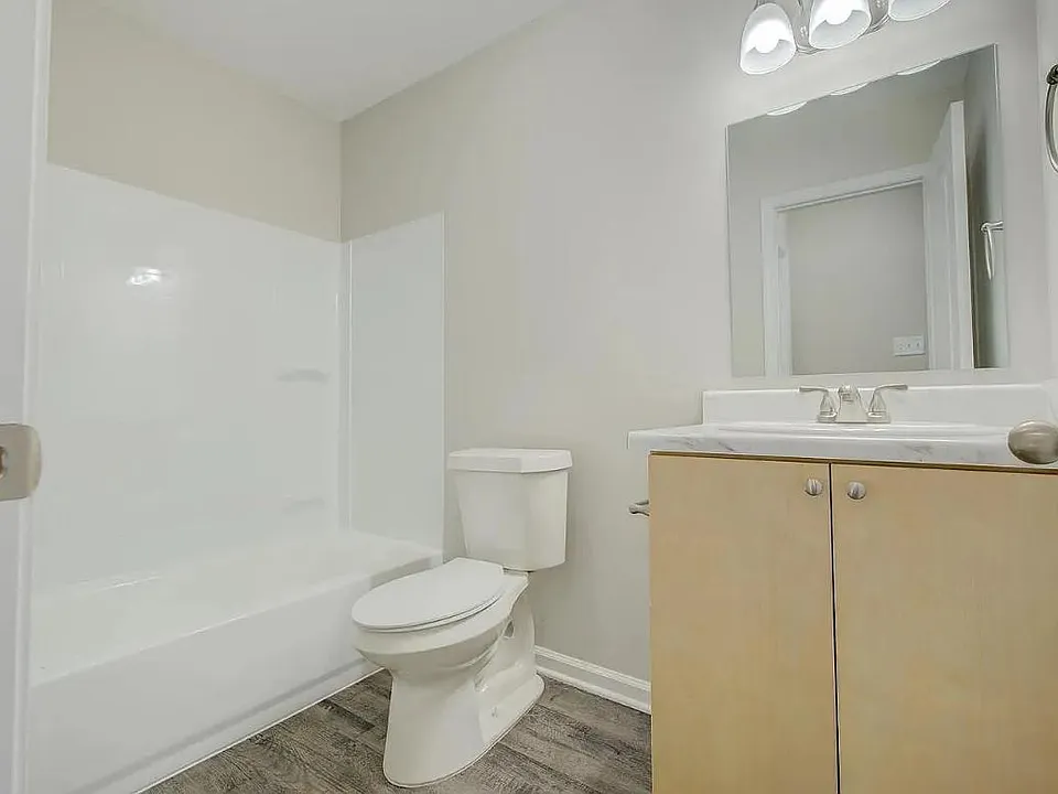 Unit Photo