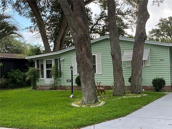 2nd image of 1838 E Schwartz Blvd