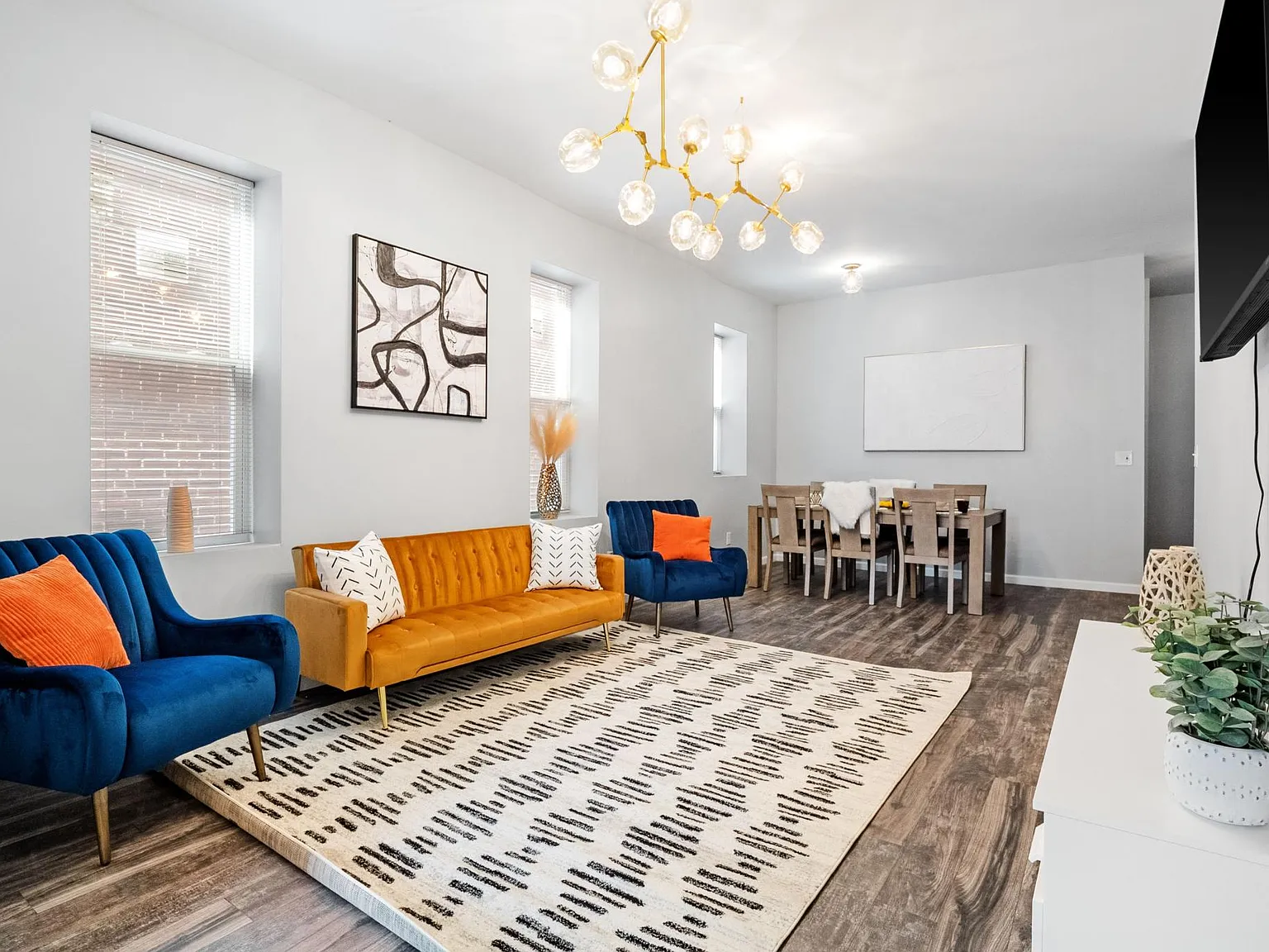 2 bed, 1600 sqft, $1,800 — Photo 3