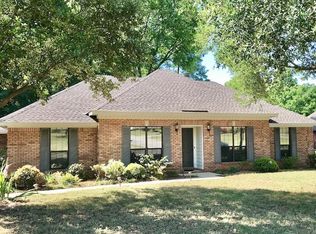 1678 Rambling Brook Ln, Prattville, AL 36066