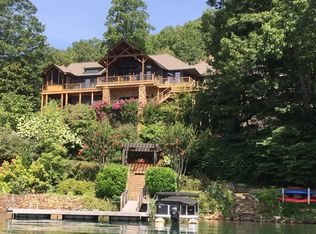 292 Cherokee Trl, Robbinsville, NC 28771