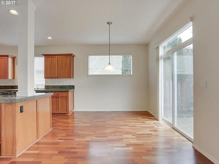 13583 NW Henninger Ln — Photo 12