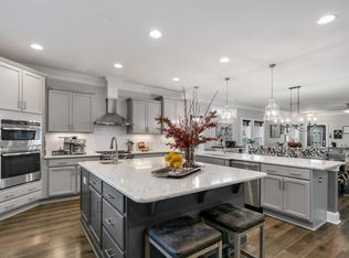 1204 Gloriosa St, Apex, NC 27523