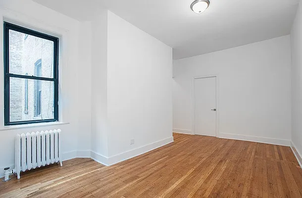 Rented by OGI Management | media 27